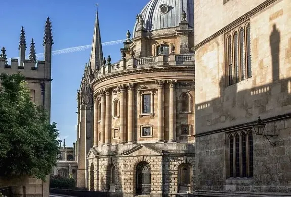 oxford universities walking tour