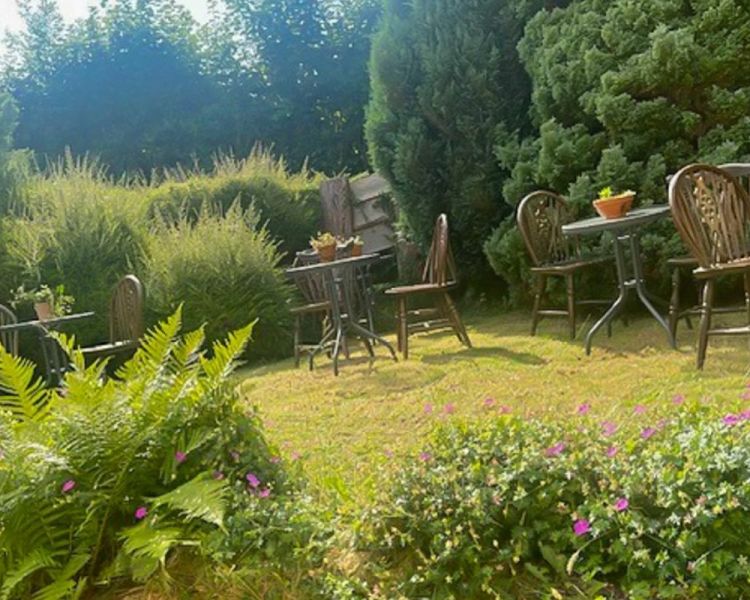Garden tea room
