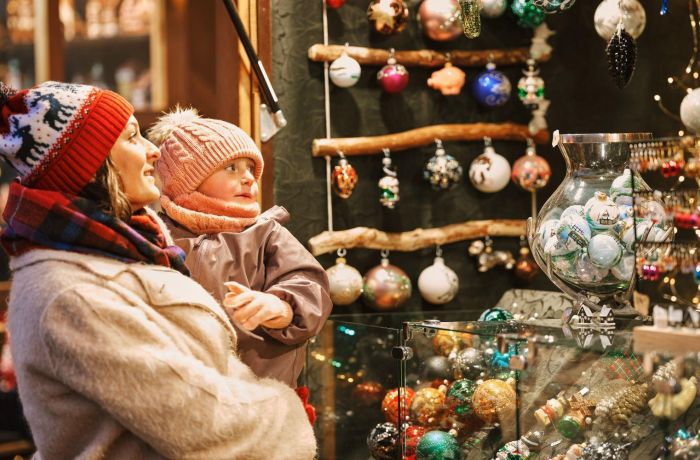 City christmas shopping