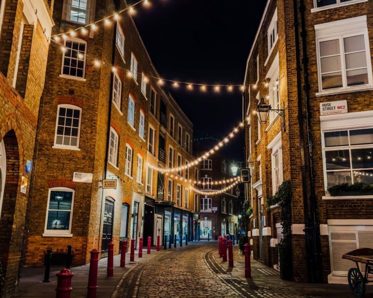 London at christmas time