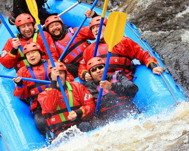White water rapids min