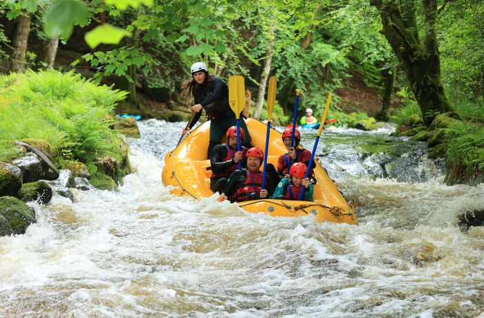 White water boating adventure min