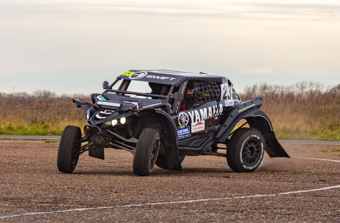 a yamaha xyz1 000r dakar rally prepared yamaha on a track