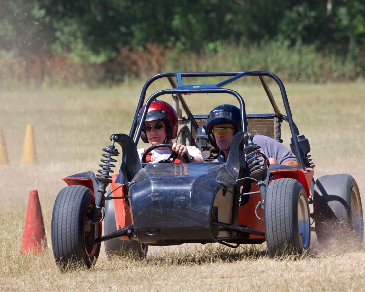 Action shot of the Apache Rally Car