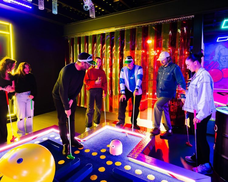 Crazy golf pacman min