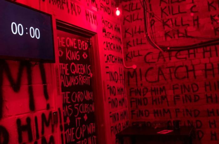 Prison cell escape room