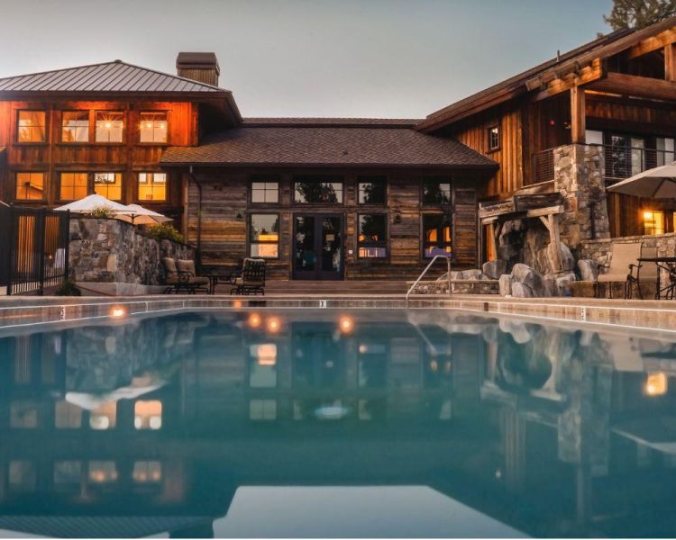 Twilight spa evening...