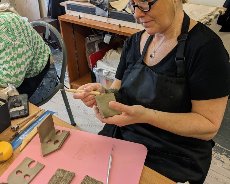 Clay house workshop