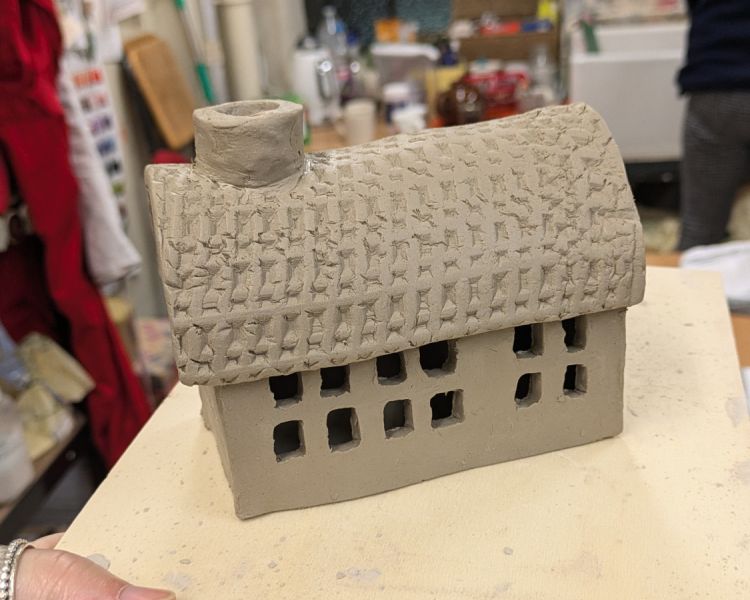 Ceramic house decoration