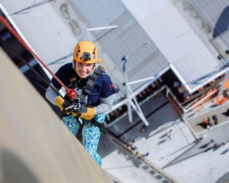 Lady abesiling down spinnaker tower