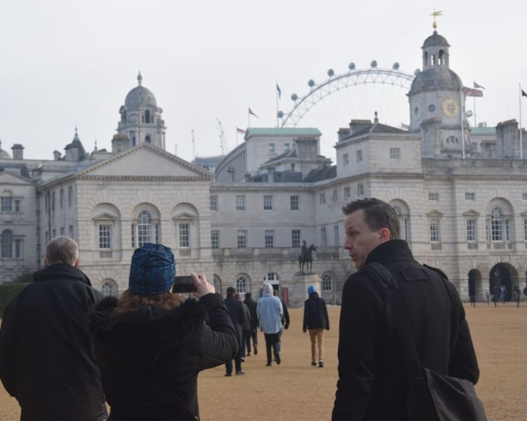 Horse guards seen on a spy movie film locations walking tour in london