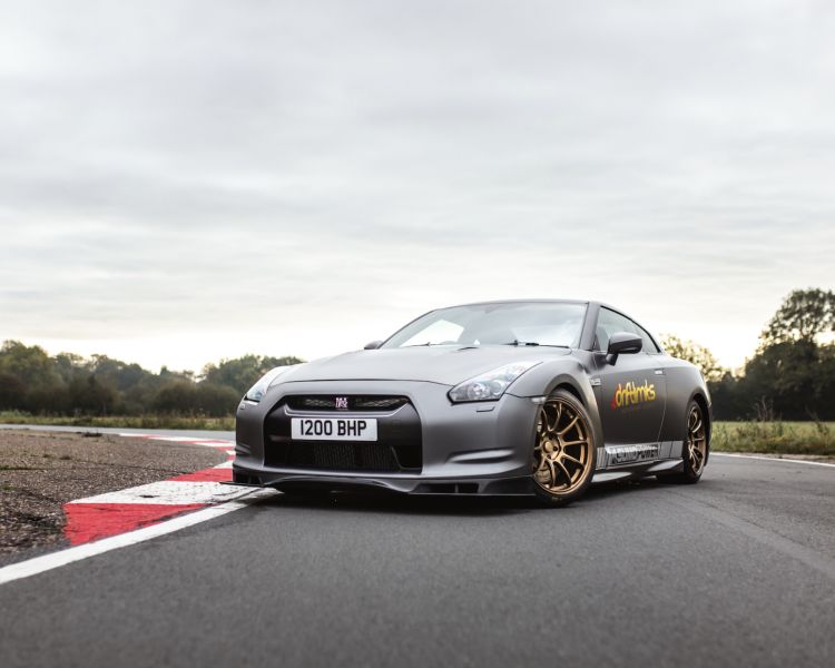 Nissan GTR
