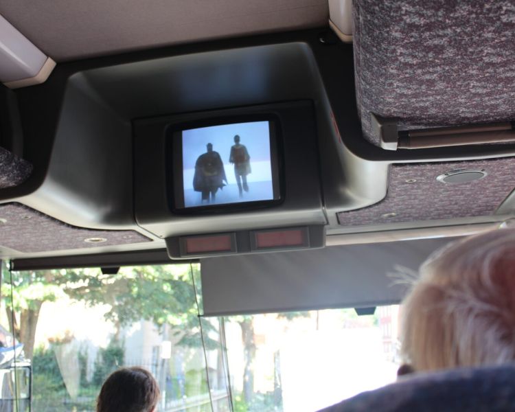 Famous clips shown on the bus on the only fools and horses tour