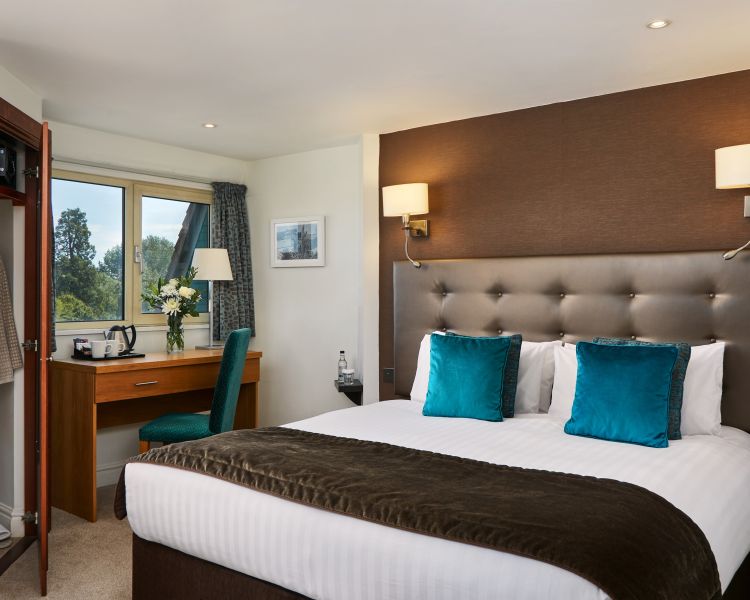 a double room at a hotel golf and spa resort in suffolk