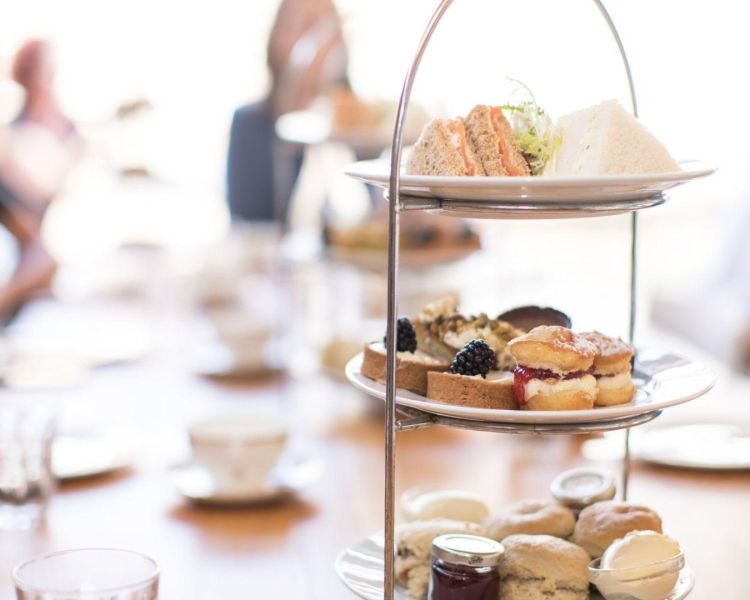 Afternoon tea at westminster abbey