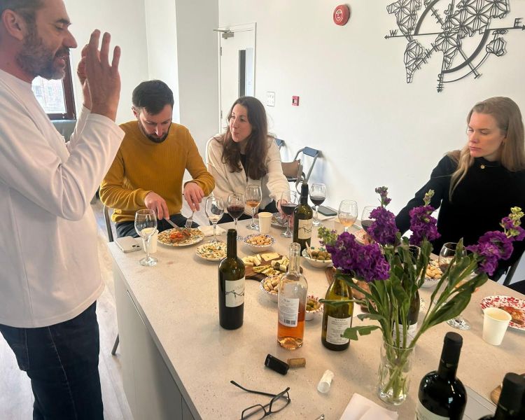 Wine tasting as a group