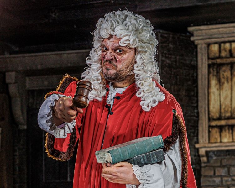 The courtroom at london dungeon