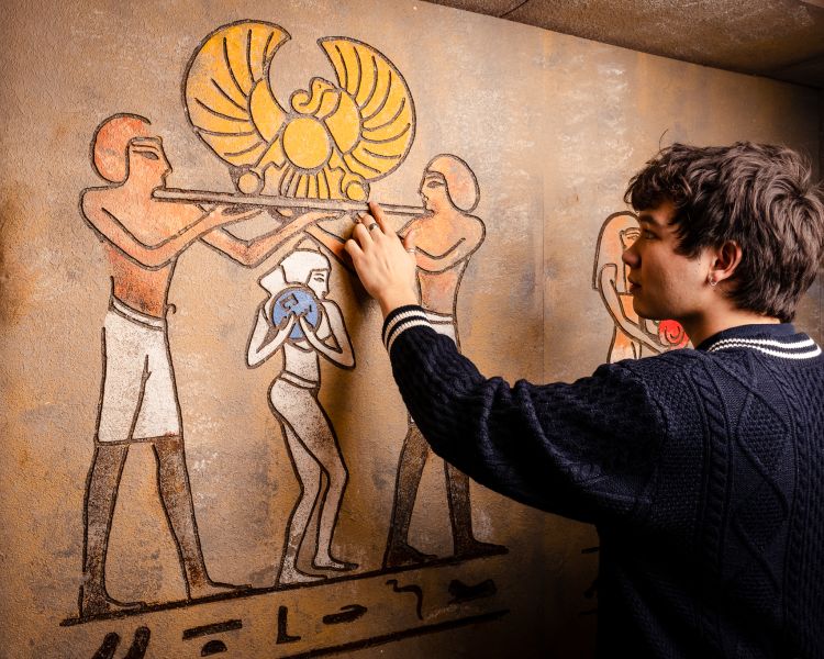 The curse of the pharoah escape room with escape hunt