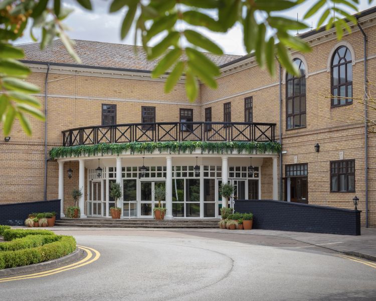 entrance of q hotels belton woods in grantham
