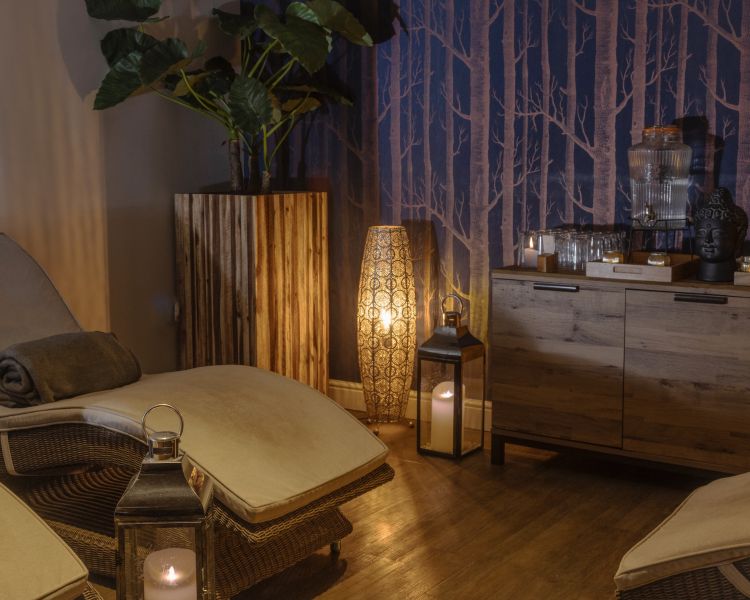 relaxation room at q hotels forest pines in lincoln