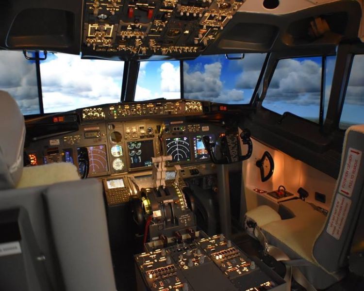 The cockpit of a boeing 737 flight simulator