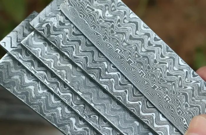 Examples of patterned metal for damascus knife
