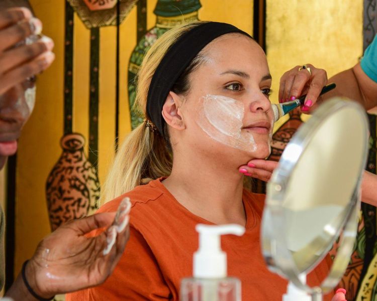 Facial skincare workshop