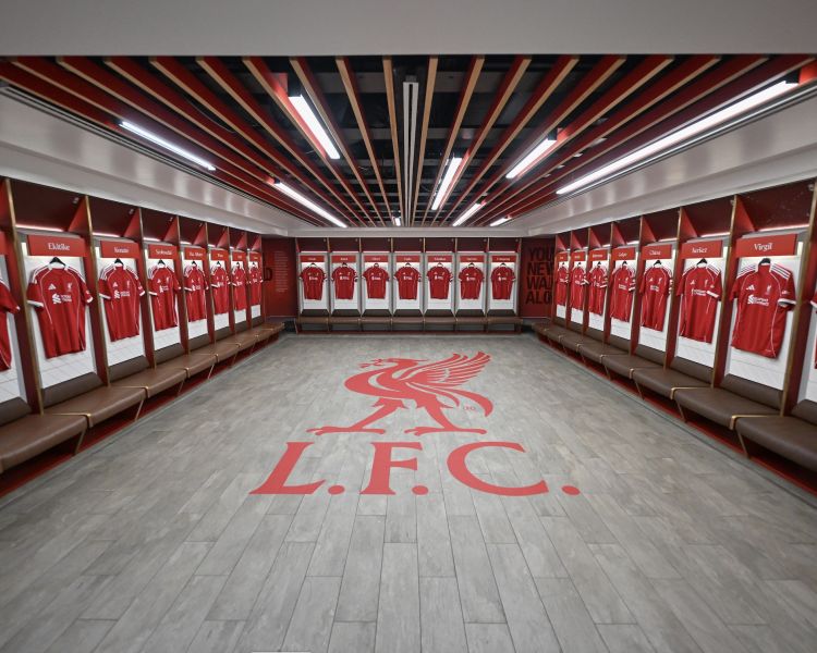 dressing room of liverpool fc