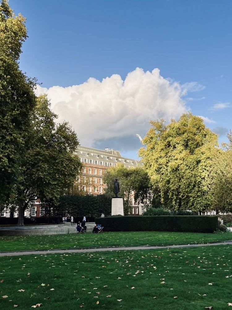 ghost tour of london's mayfair