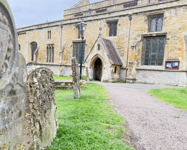Front of church in blockley on father brown tour