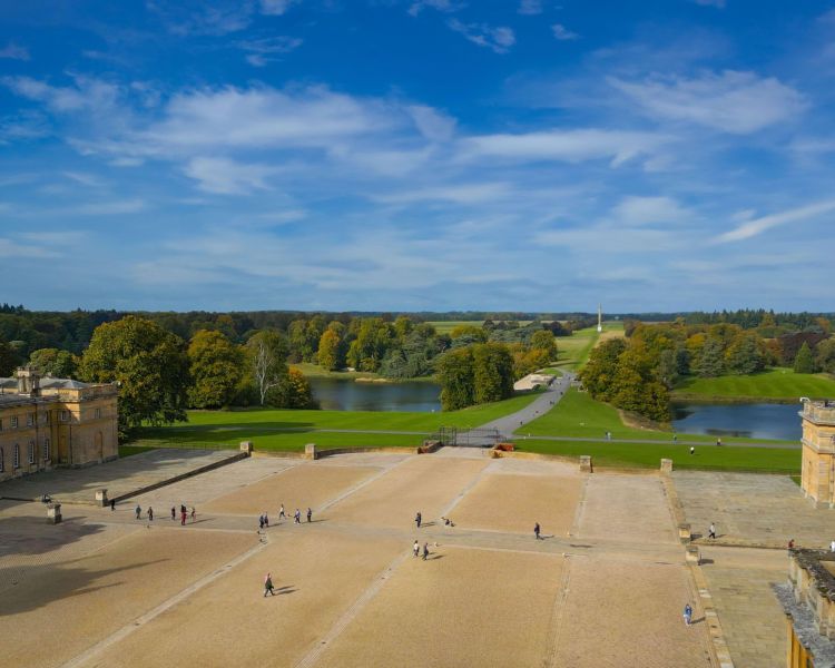 view from the rooftop of blenheim palace over the courtyard and gardens
